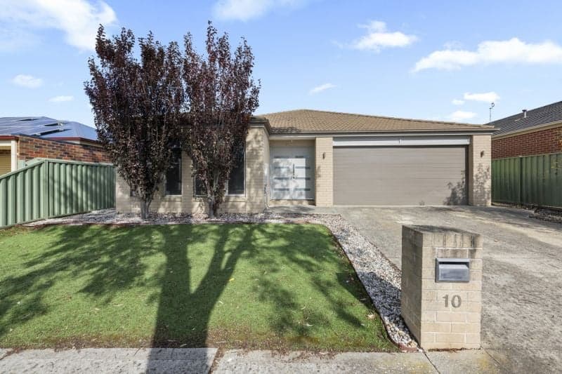 10 Waterford Drive, Under Offer, Under Offer - Thumbnail 2