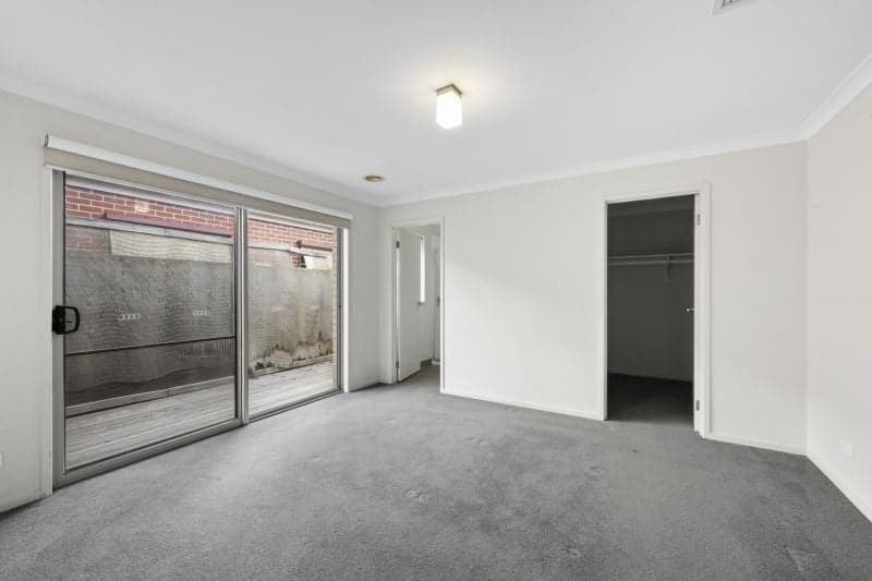 10 Waterford Drive, Under Offer, Under Offer - Thumbnail 8