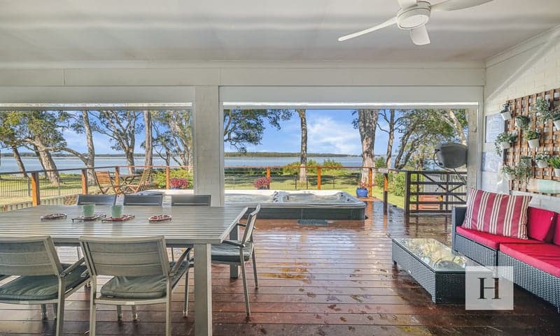 98 Diamond Head Drive, Budgewoi, NSW 2262, Budgewoi - Thumbnail 3