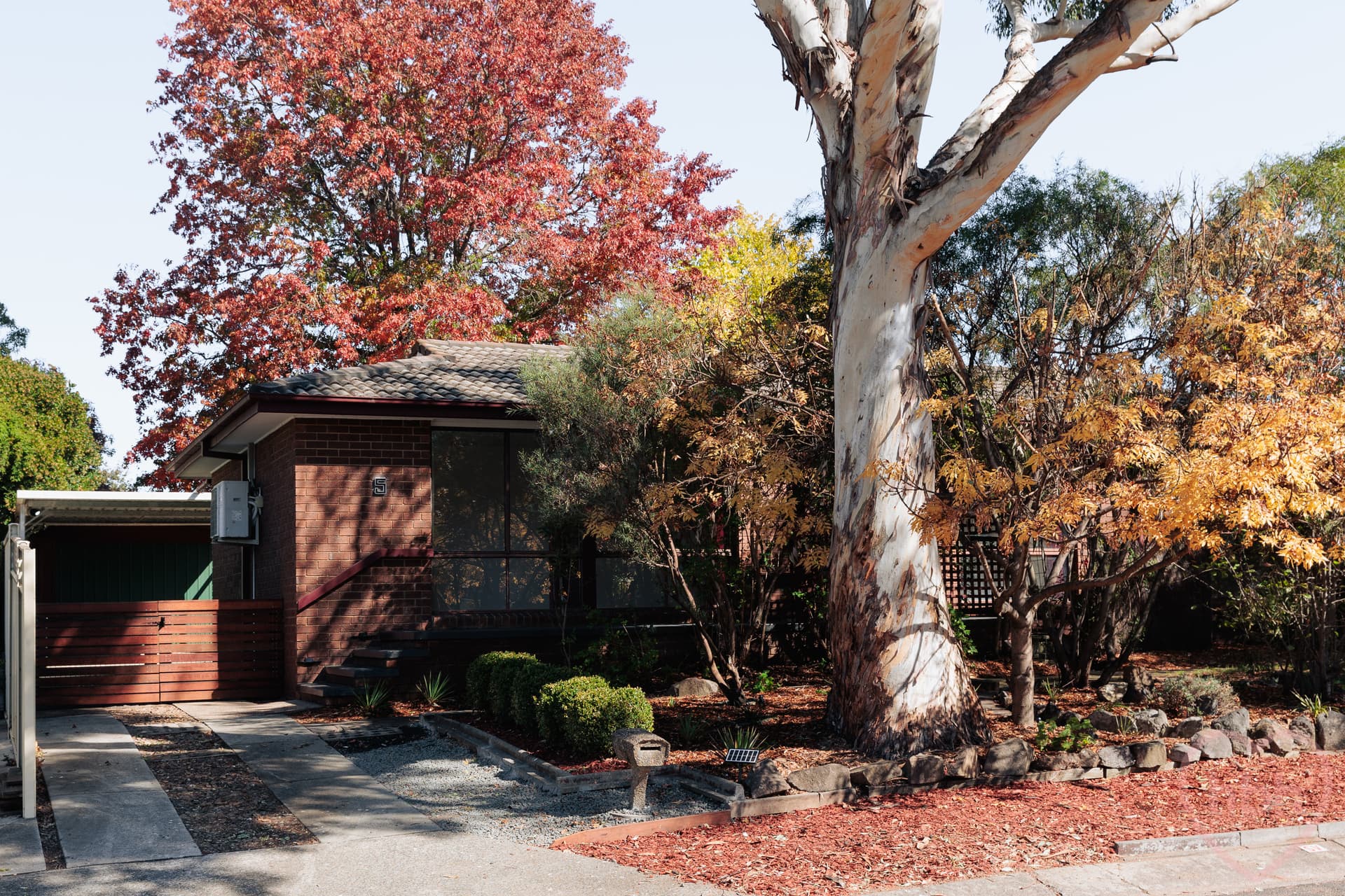 5 McQuade Close, Charnwood - Thumbnail 3
