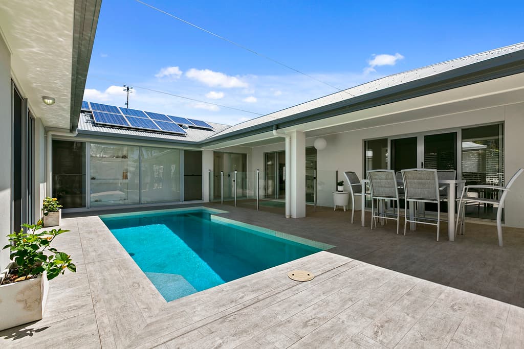 16 Maidstone Crescent, Peregian Springs, QLD, 4573, Peregian Springs - Thumbnail 2