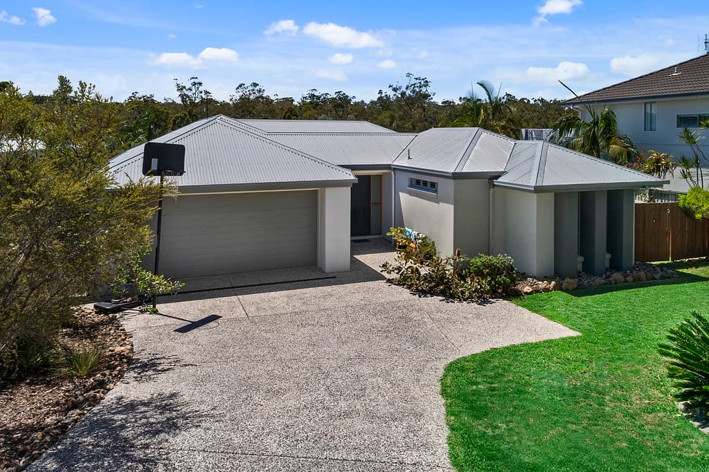 16 Maidstone Crescent, Peregian Springs, QLD, 4573, Peregian Springs - Thumbnail 4