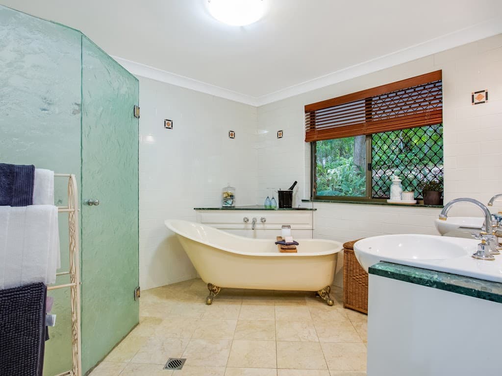 39 Coorabin court, Tallebudgera, QLD, 4228, Tallebudgera - Thumbnail 6