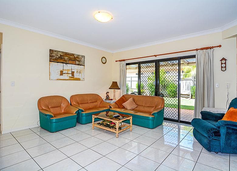 8 Falaise Place, Sunnybank Hills - Thumbnail 6