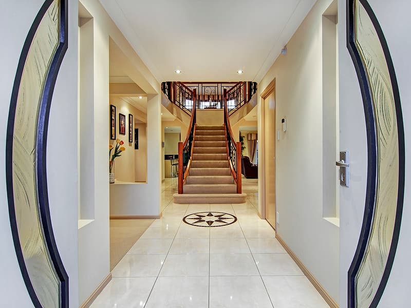 51 Willowleaf Close, Stretton - Thumbnail 2