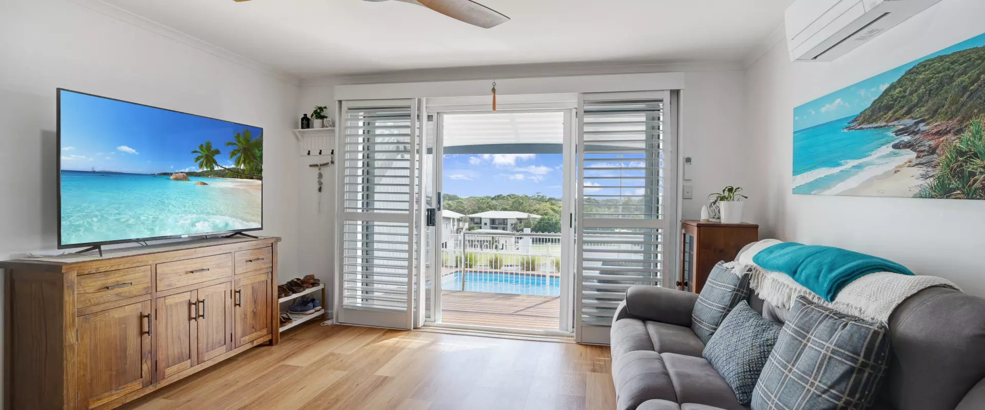 Unit 1, 42 Manooka Dr, Rainbow Beach, Rainbow Beach - Thumbnail 2