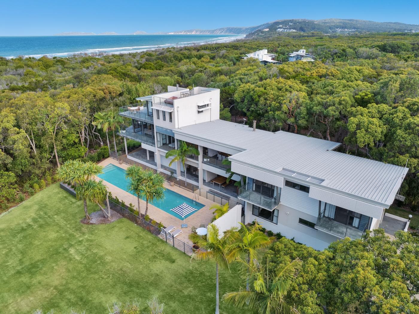 19 Orania Rd, Rainbow Beach, Rainbow Beach - Image 1