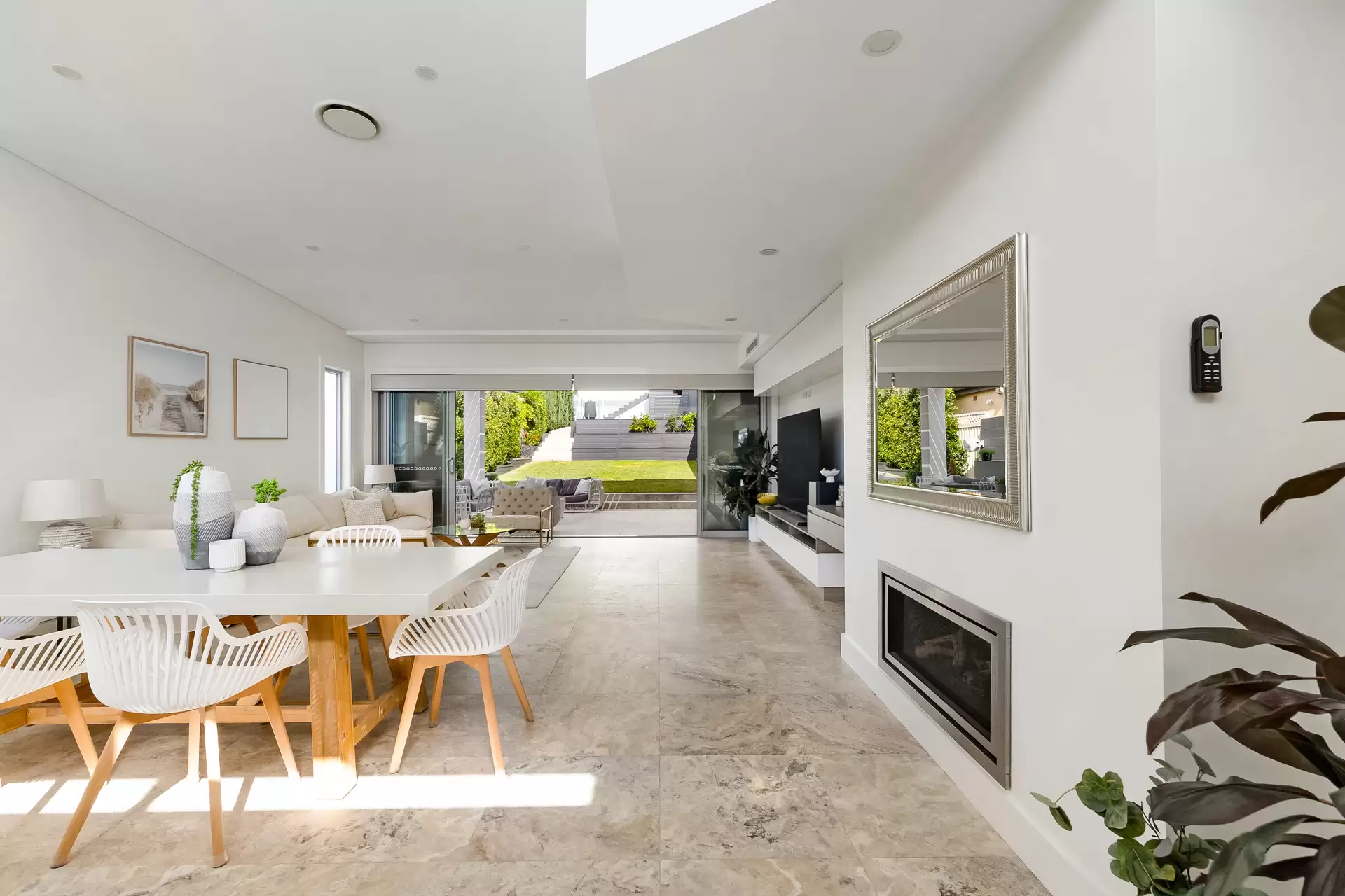 36 Undercliffe Road, Earlwood - Thumbnail 3