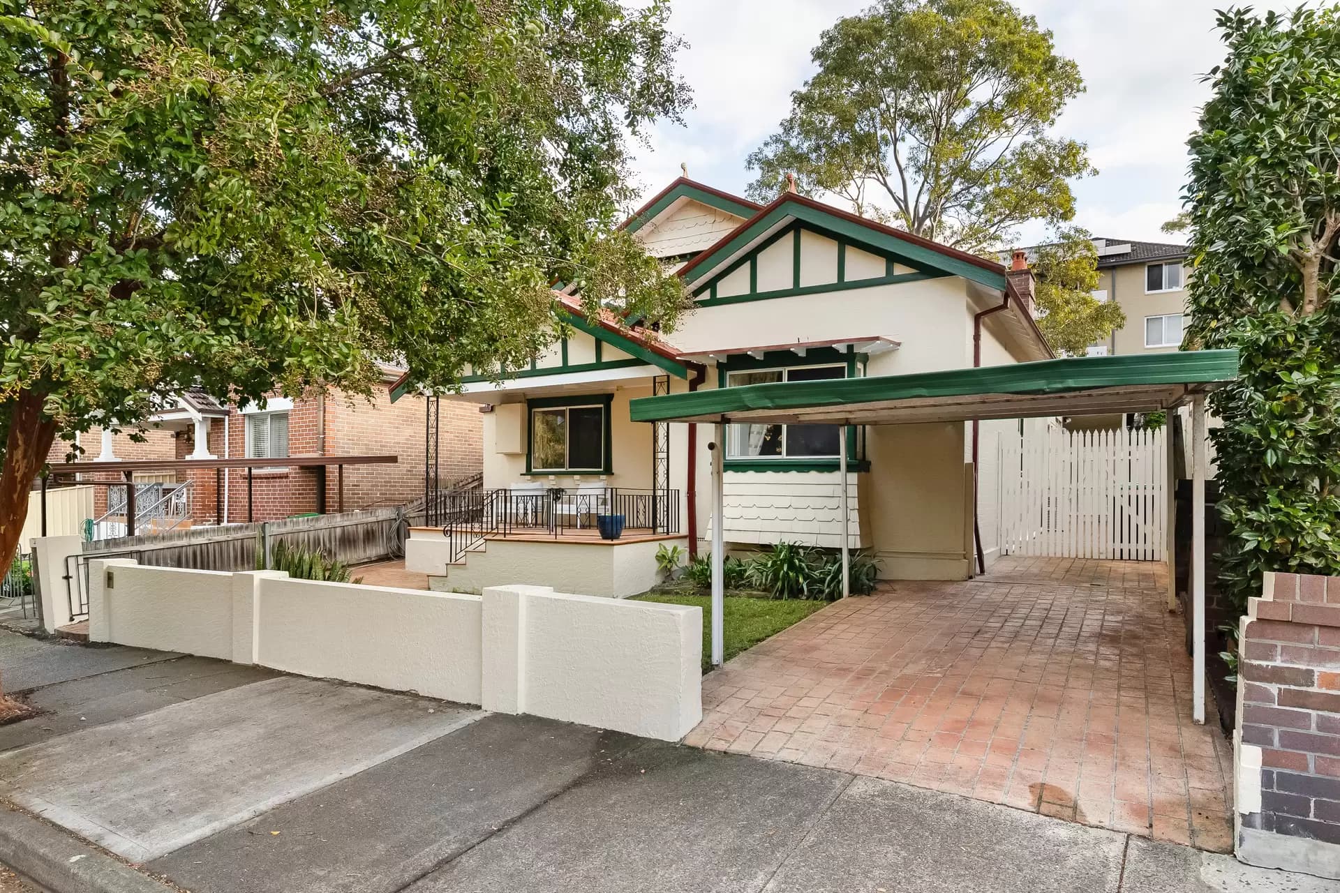 17 Julia Street, Ashfield - Thumbnail 2