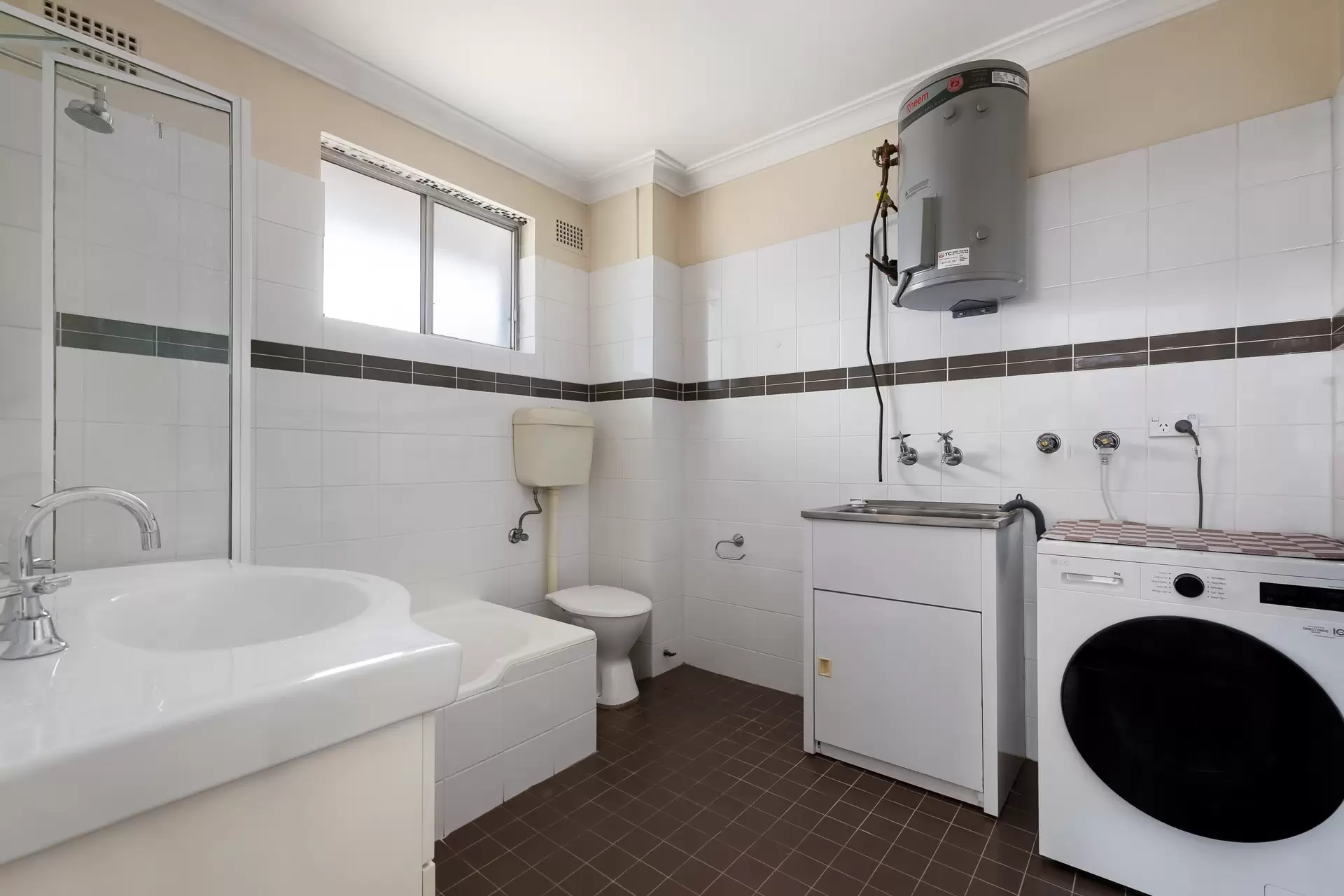 10/16 Northcote Street, Canterbury - Thumbnail 6