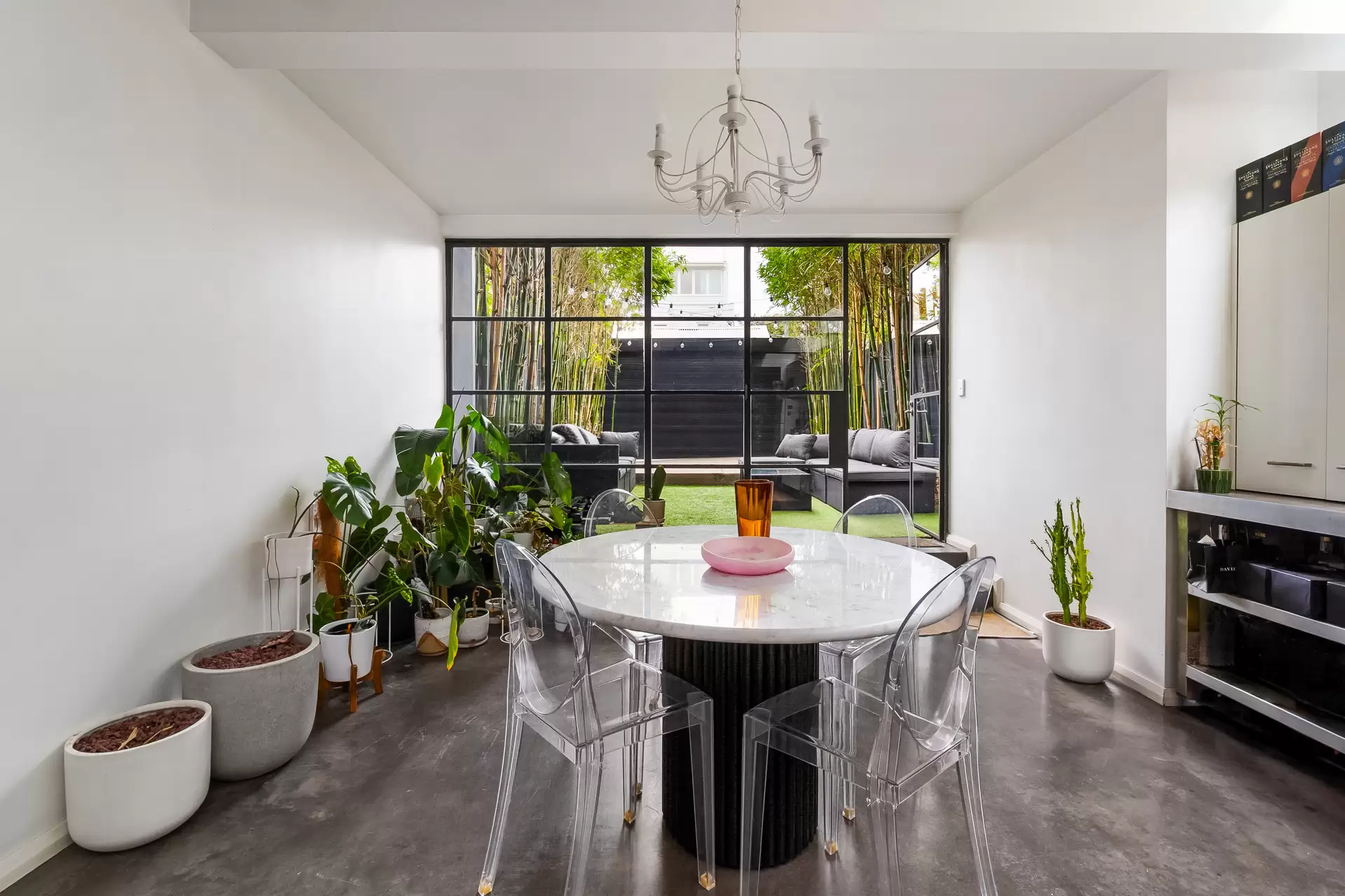 1 Holdsworth Street, Newtown - Thumbnail 6