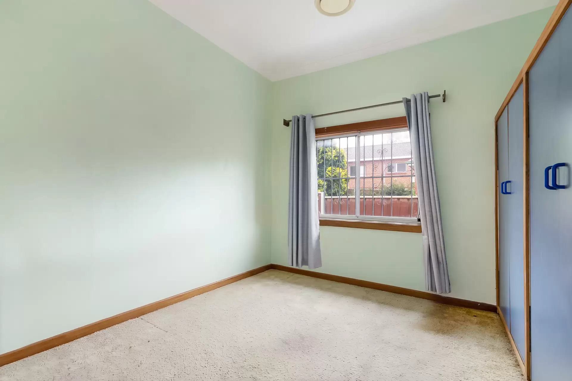 13 Undercliffe Road, Earlwood - Thumbnail 7