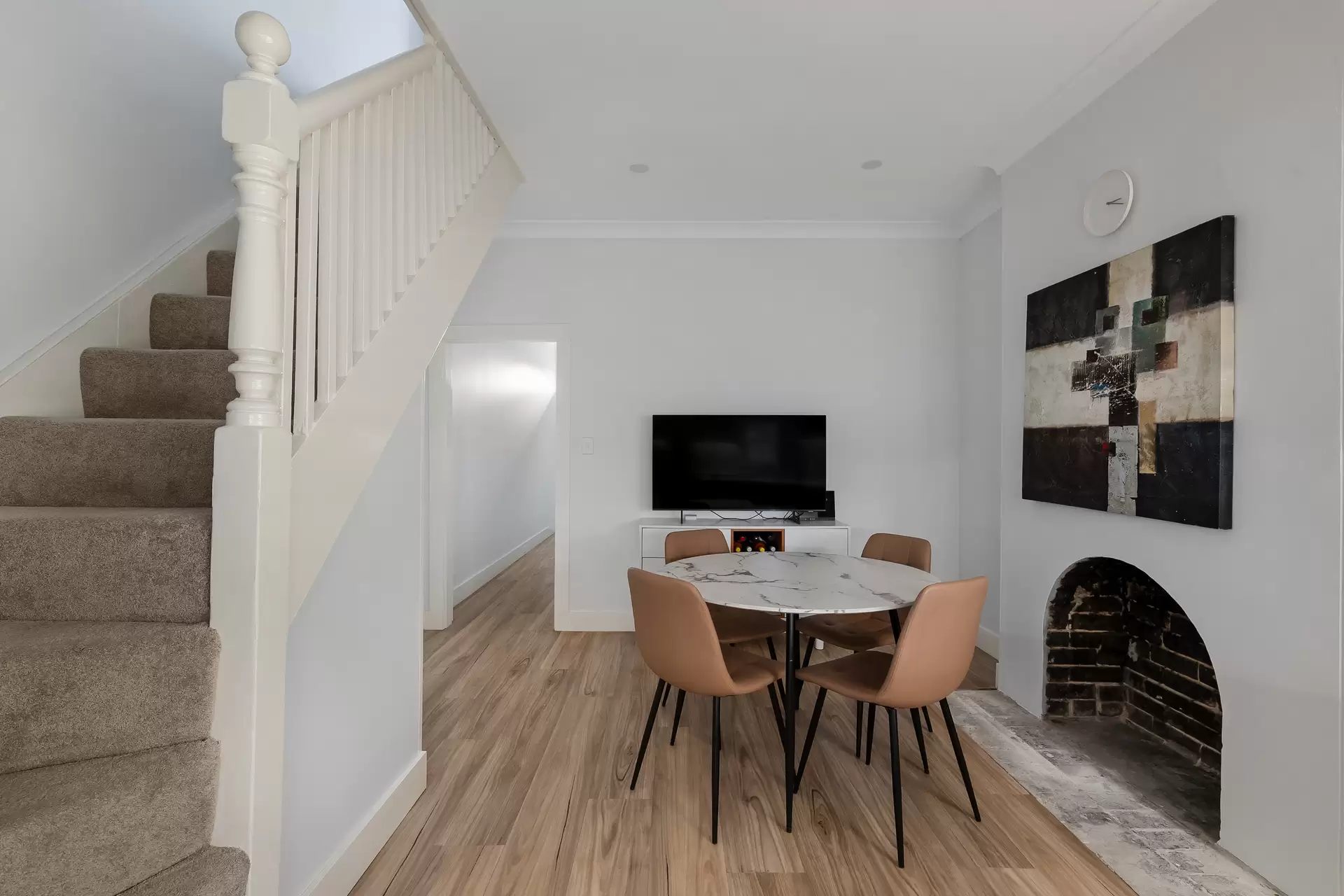 8 Unwins Bridge Road, St Peters - Thumbnail 4