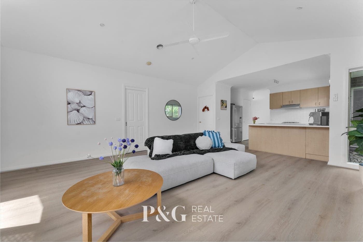 2 Wallingford Place, Narre Warren South - Thumbnail 2