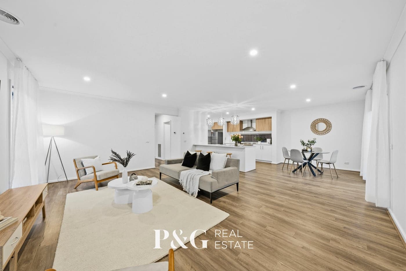 152 Manton Road, Clyde North - Thumbnail 3