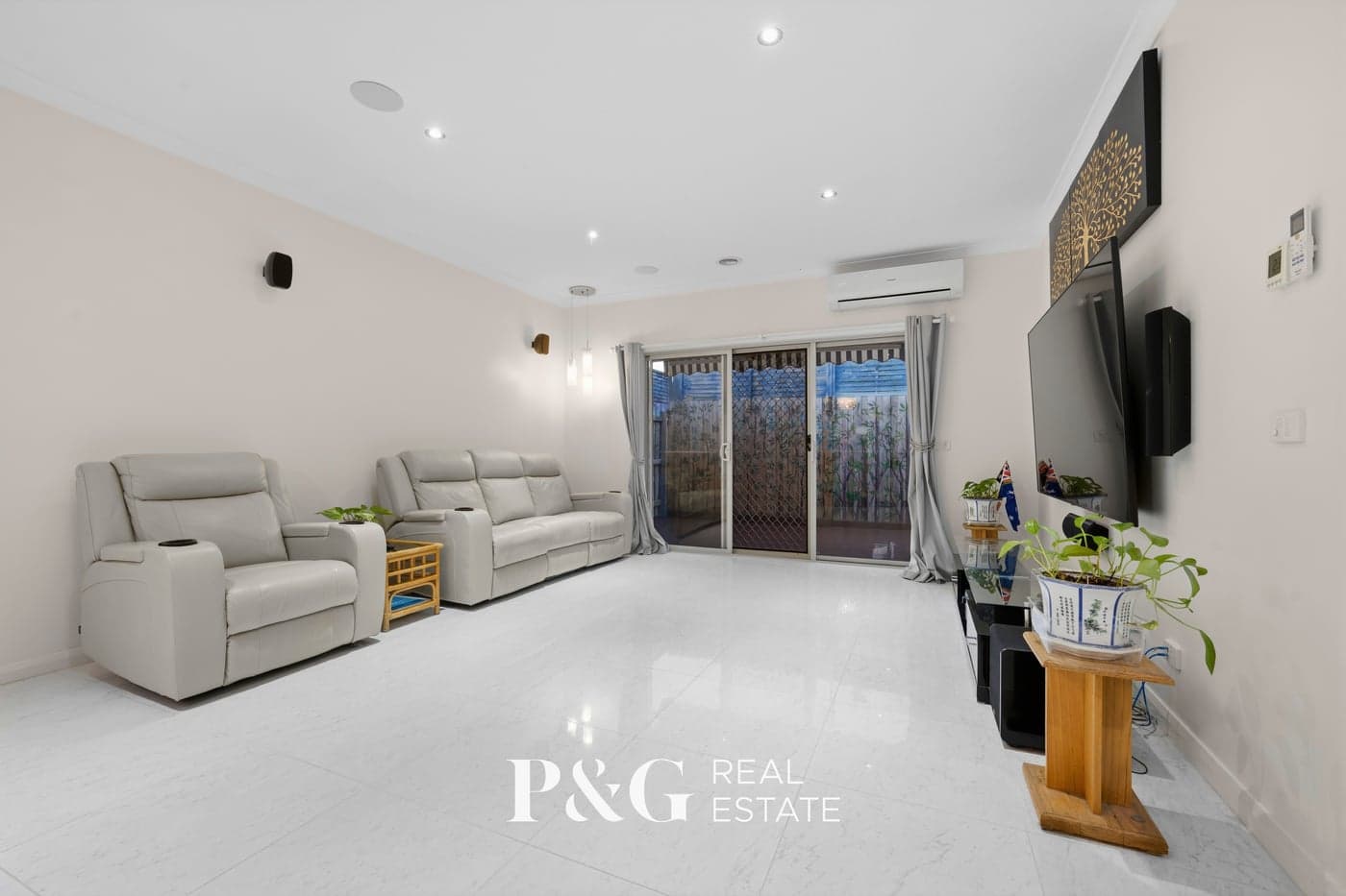 26a Robinson Crescent, Hampton Park - Thumbnail 5