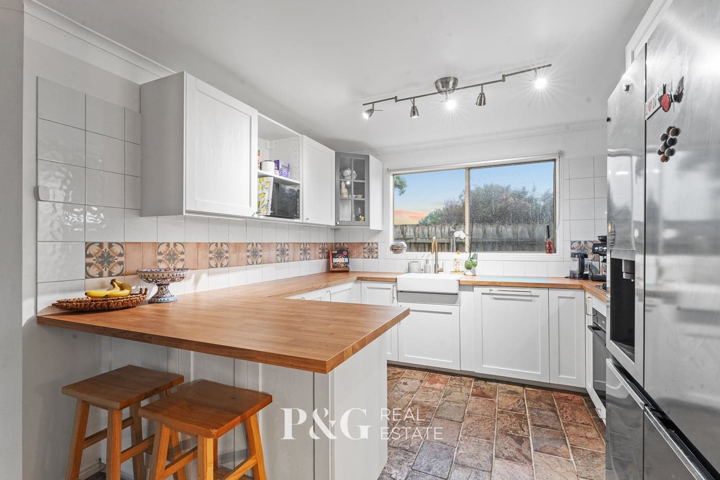 16 Warrenwood Place, Narre Warren - Thumbnail 3