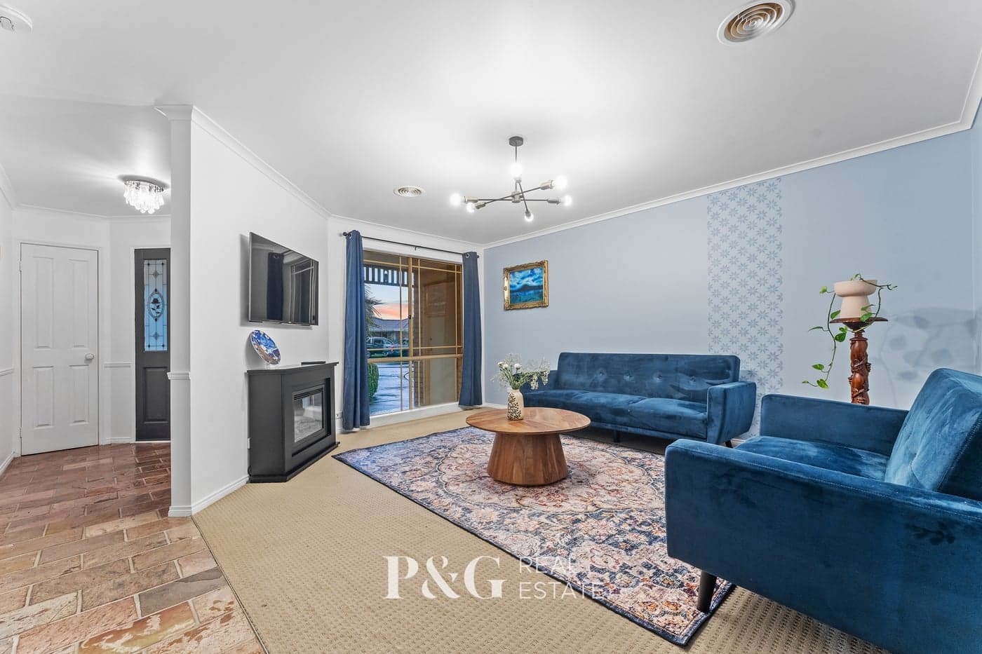 16 Warrenwood Place, Narre Warren - Thumbnail 4