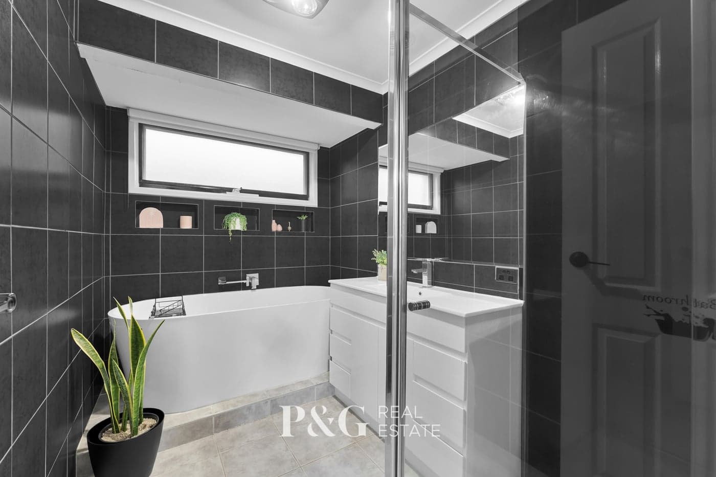 6 Fantail Court, Carrum Downs - Thumbnail 2