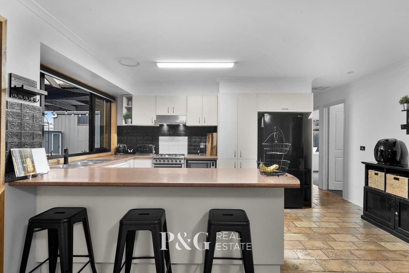 6 Fantail Court, Carrum Downs - Thumbnail 7