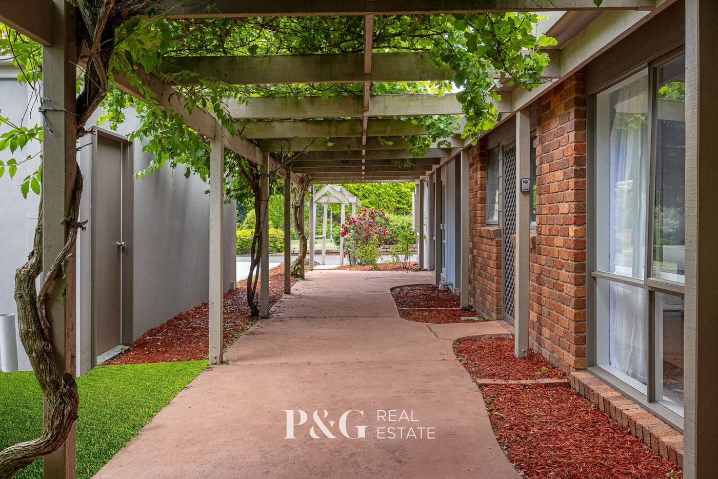 10 Laramie Road, Narre Warren South - Thumbnail 6