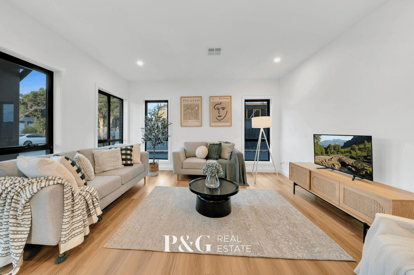 1/11 Ambleside Crescent, Berwick - Image 1