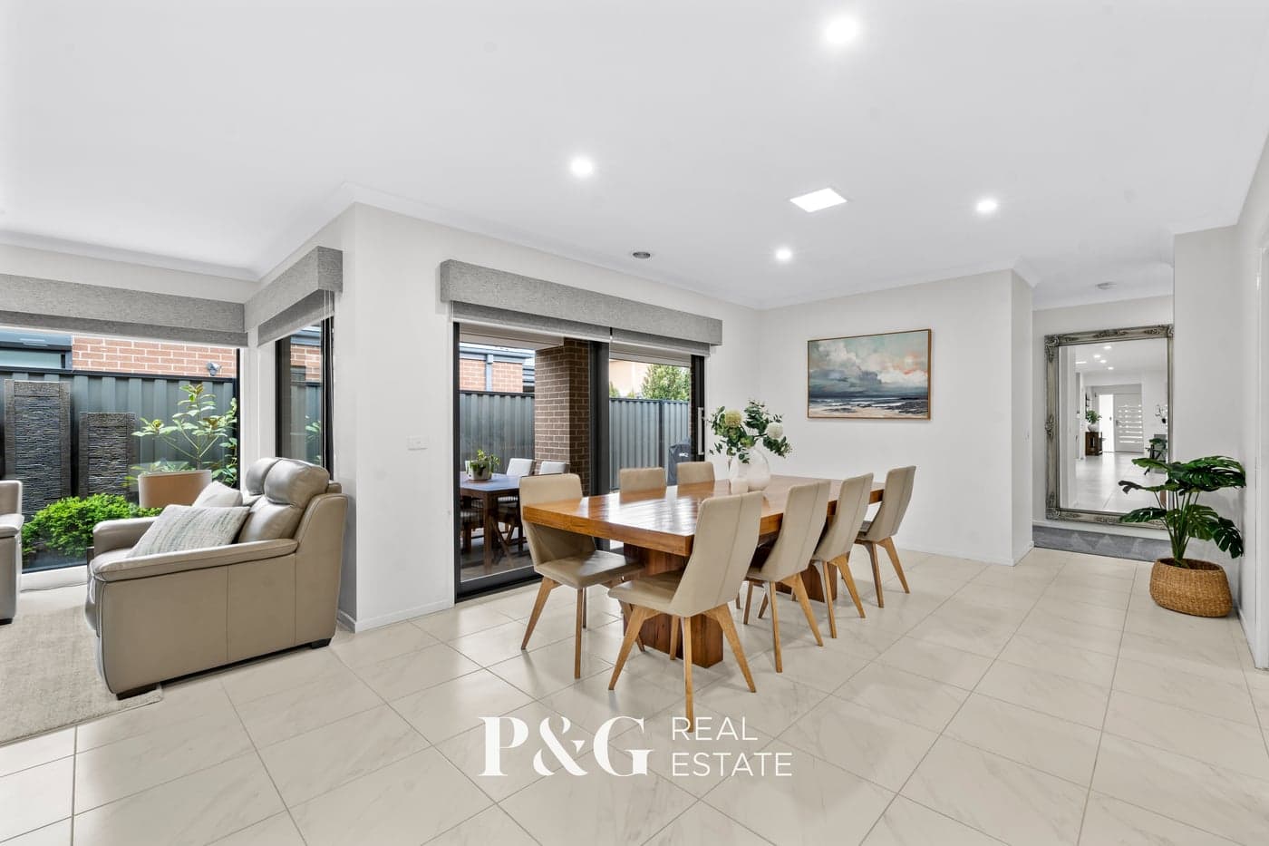 18 Marblelight Way, Clyde North - Thumbnail 4