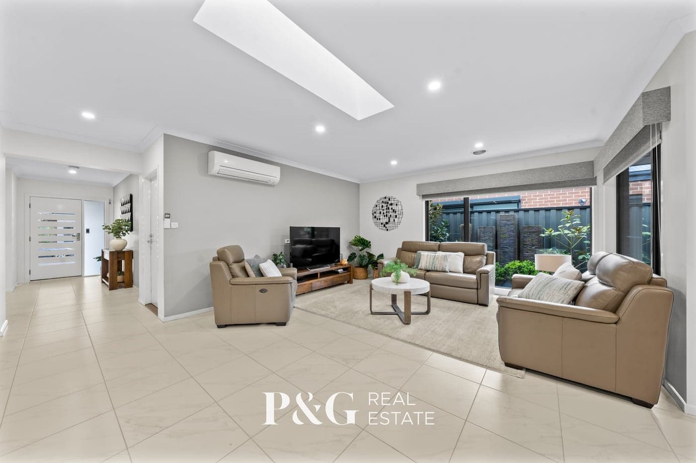 18 Marblelight Way, Clyde North - Thumbnail 5