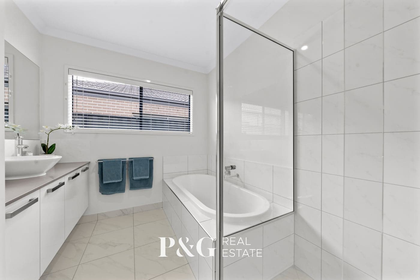 18 Marblelight Way, Clyde North - Thumbnail 8