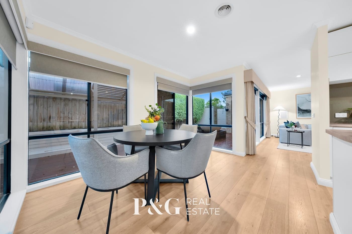 4 Osmington Circle, Narre Warren South - Thumbnail 8