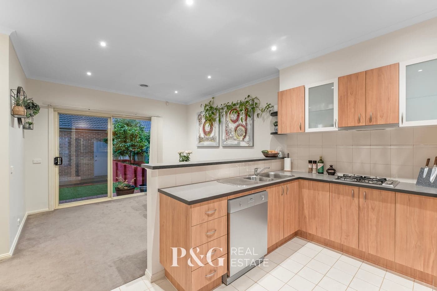 109 Golden Grove Drive, Narre Warren South - Thumbnail 4