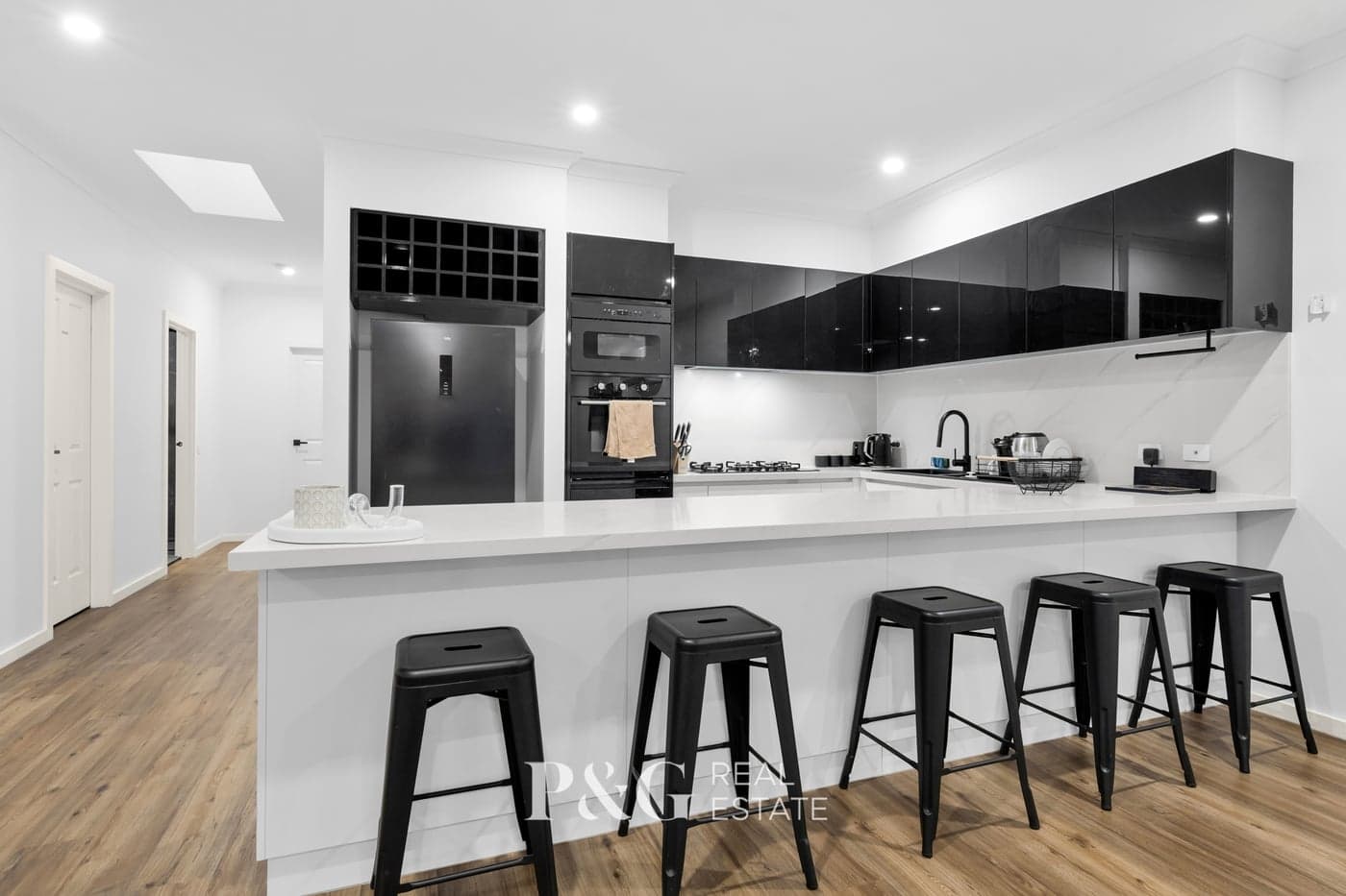 7 Polson Way, Cranbourne West - Thumbnail 2