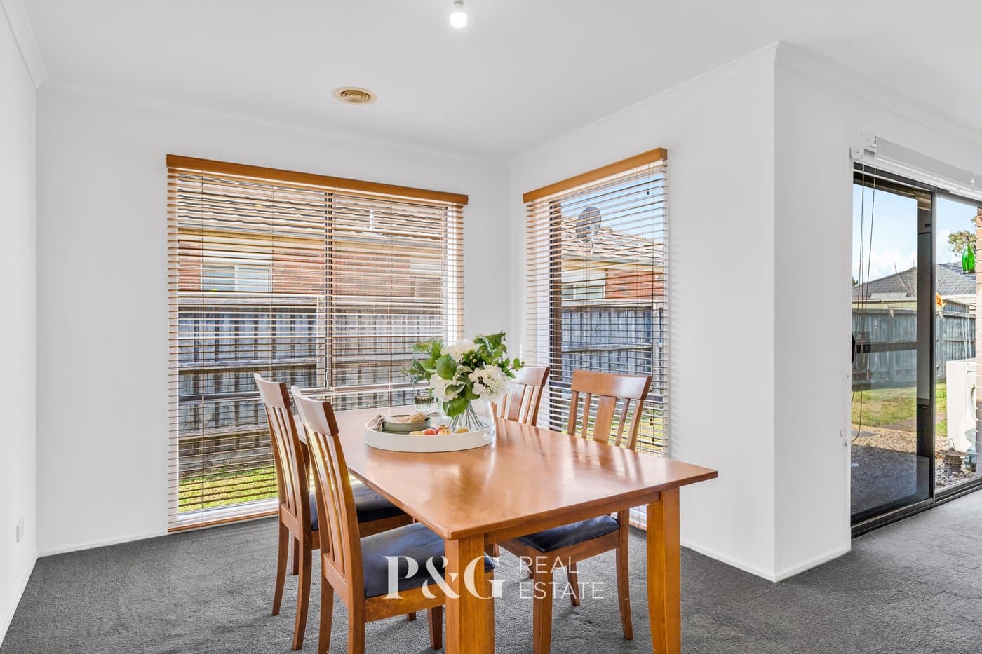 46 Sherwood Road, Narre Warren South - Thumbnail 2