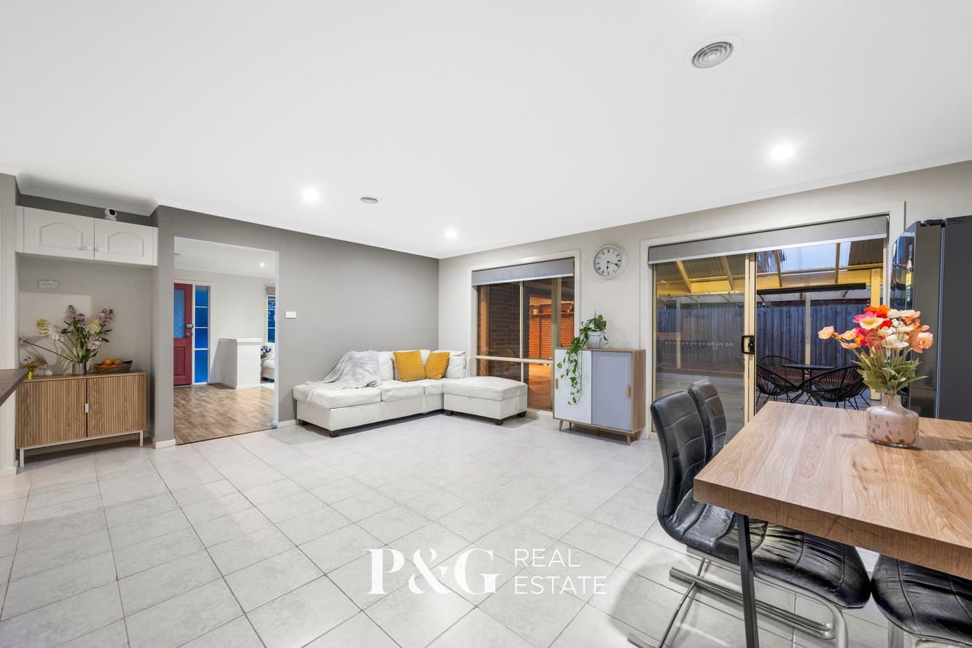 20 Langbourne Drive, Narre Warren South - Thumbnail 4