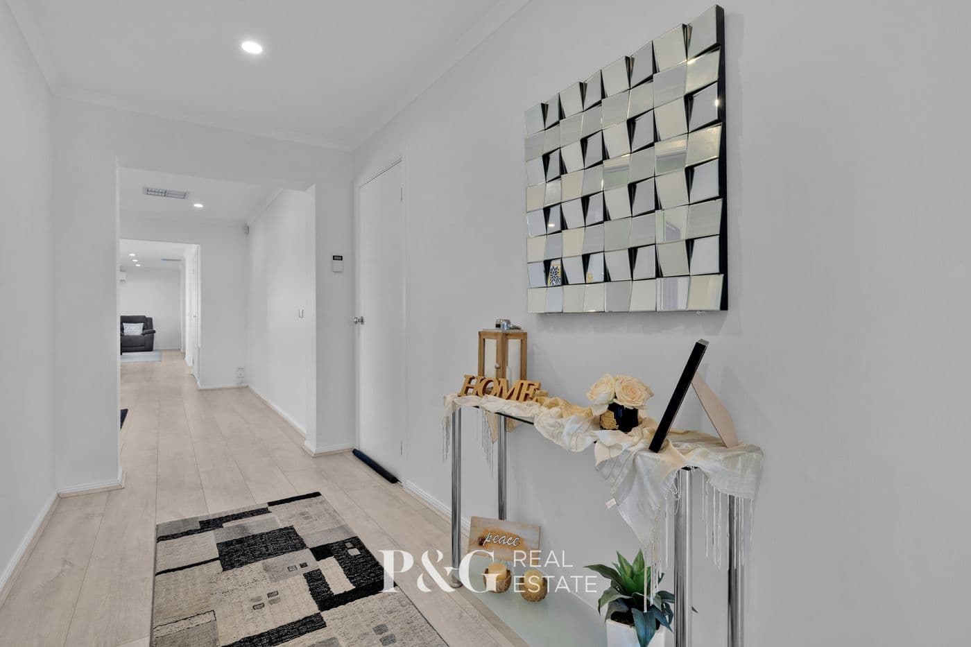 6 Kailah Court, Narre Warren South - Thumbnail 2