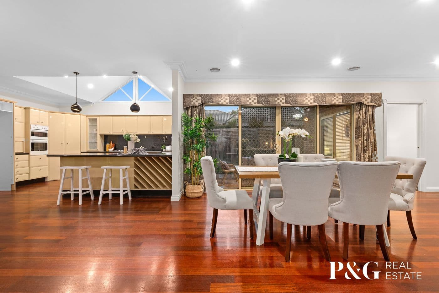 17 Hunt Club Road, Narre Warren South - Thumbnail 6