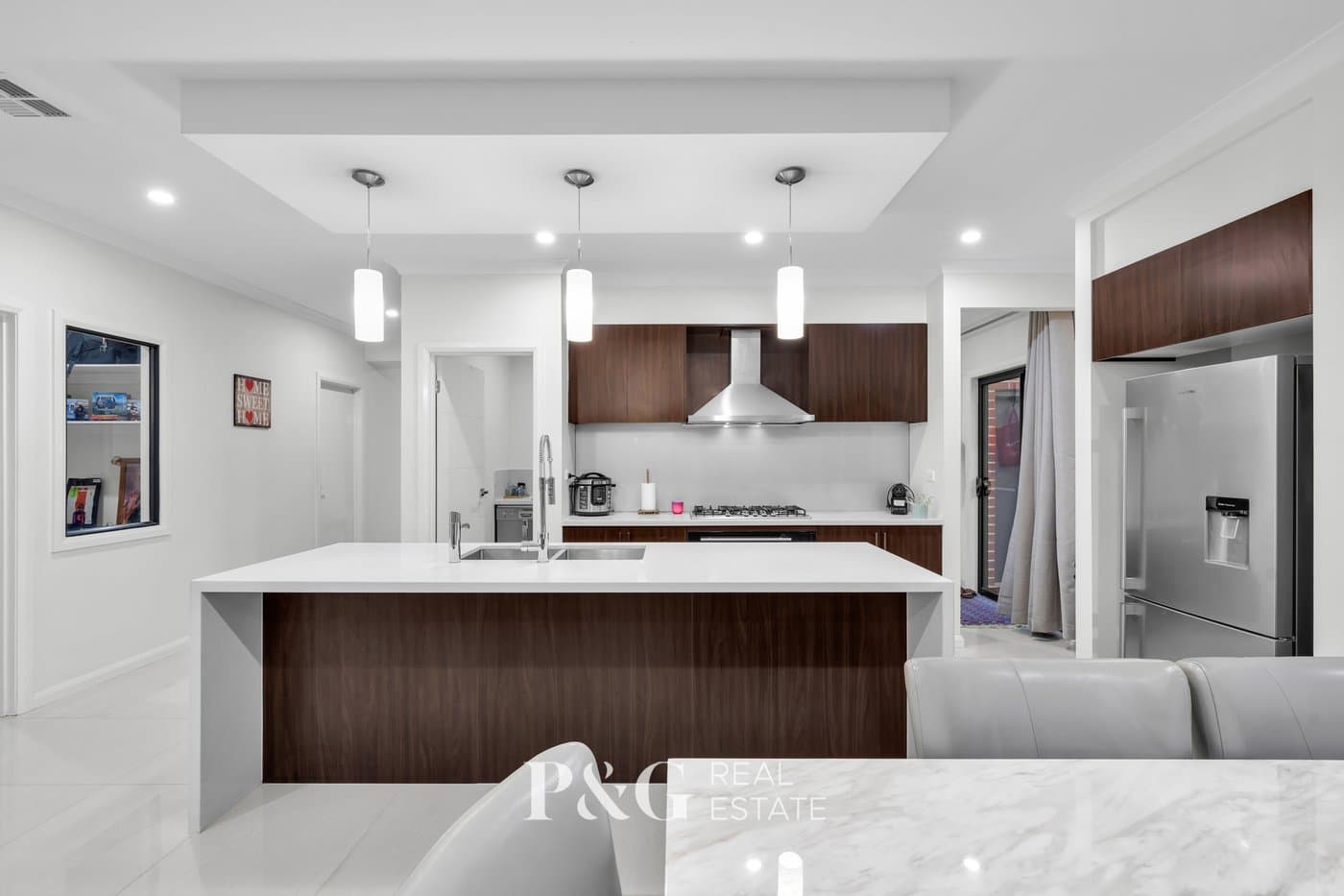 20 Selma Close, Lynbrook - Thumbnail 3
