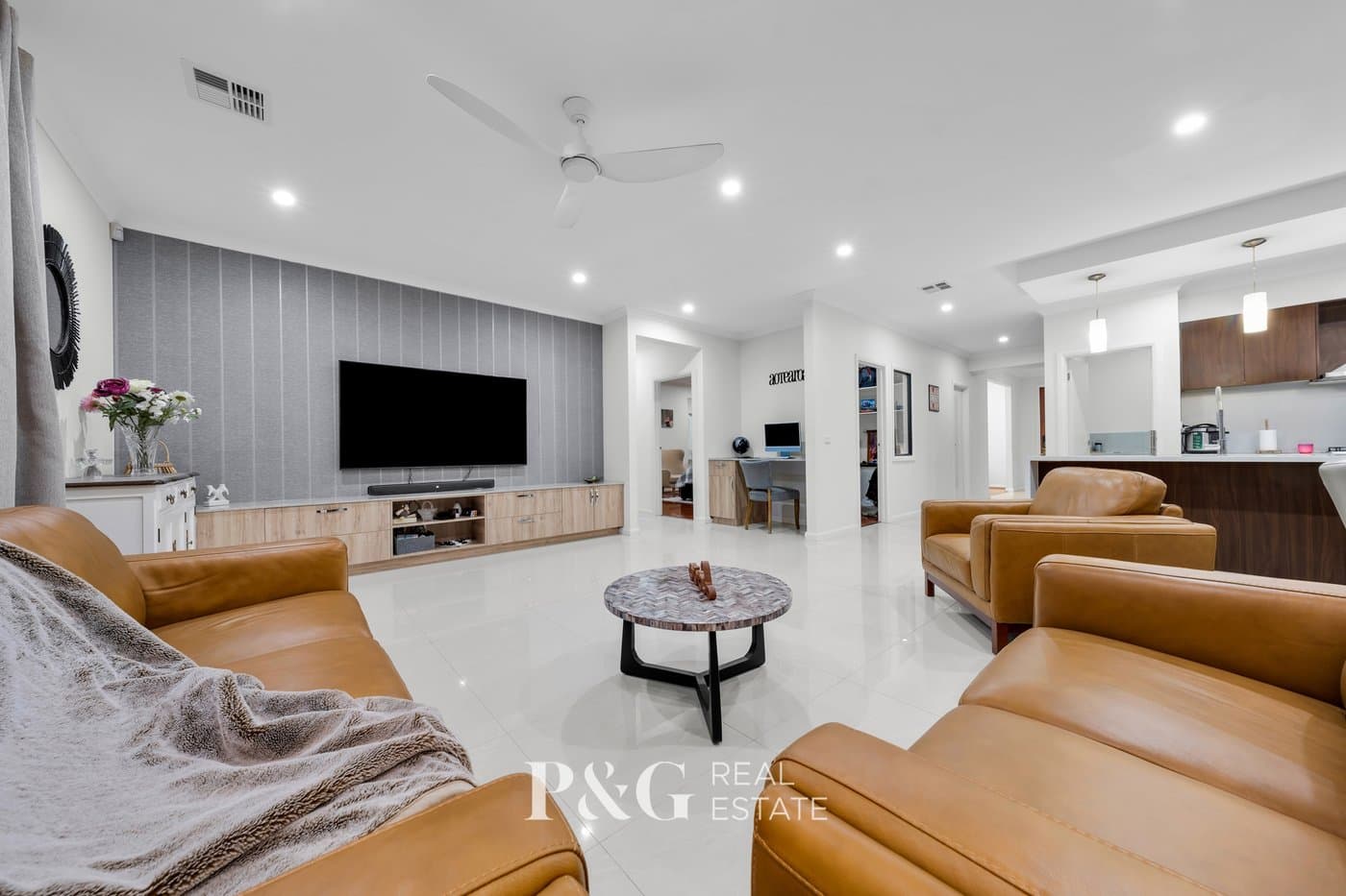 20 Selma Close, Lynbrook - Thumbnail 4