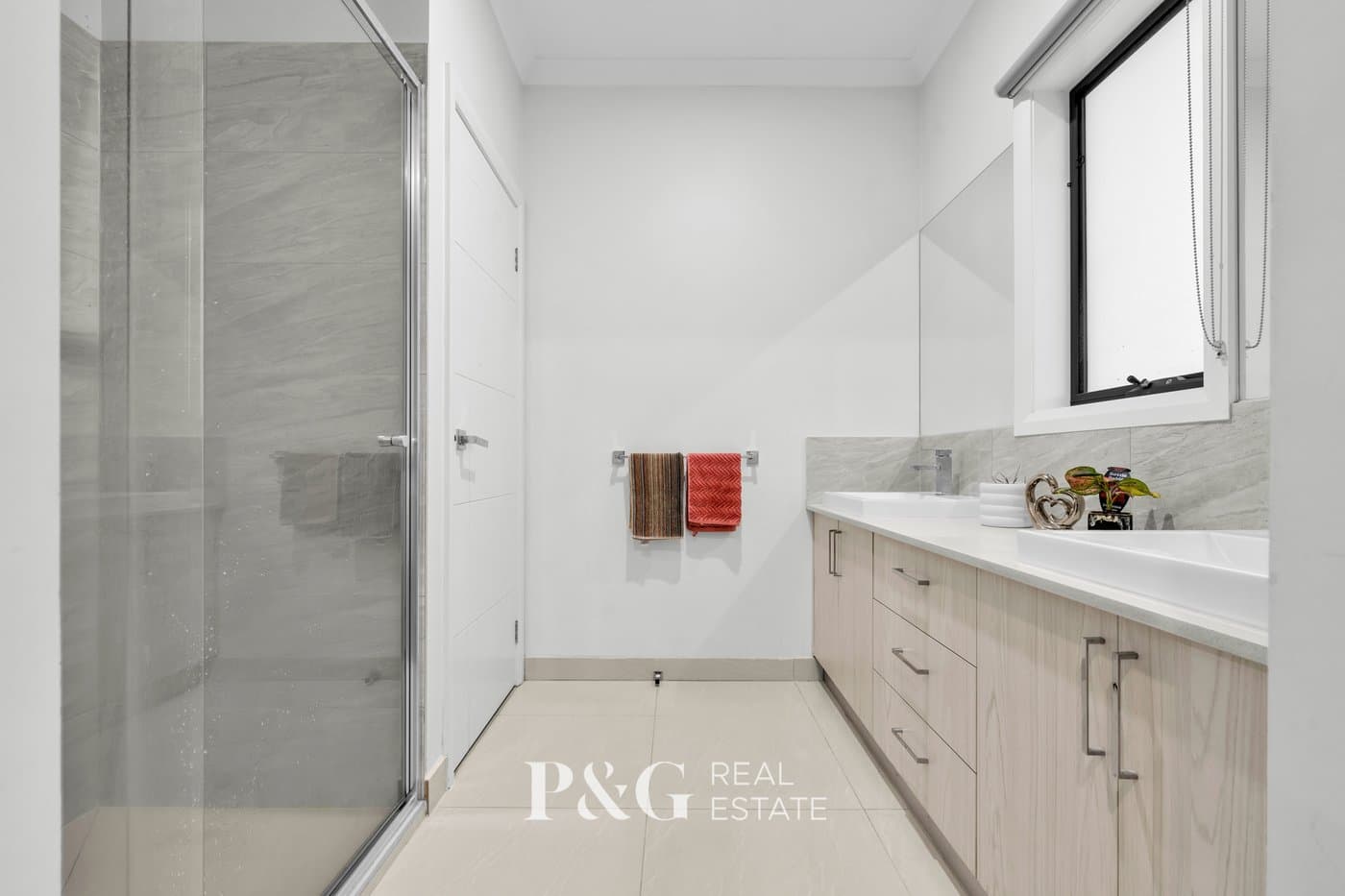 20 Selma Close, Lynbrook - Thumbnail 8