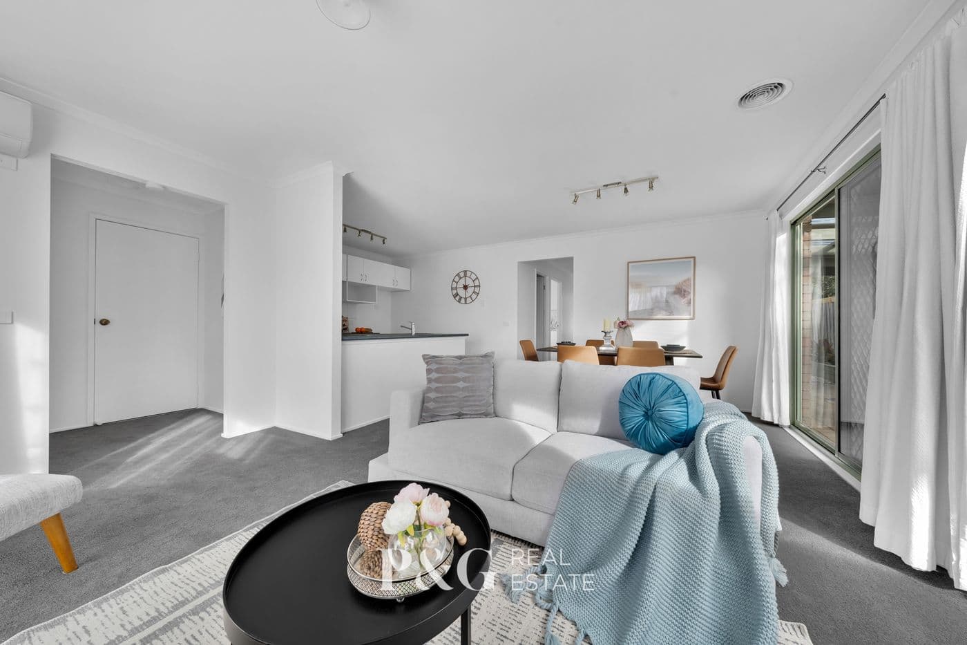 17 Lochard Terrace, Narre Warren South - Thumbnail 3