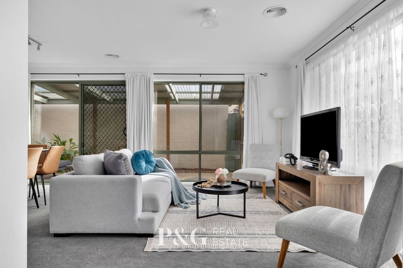 17 Lochard Terrace, Narre Warren South - Thumbnail 5