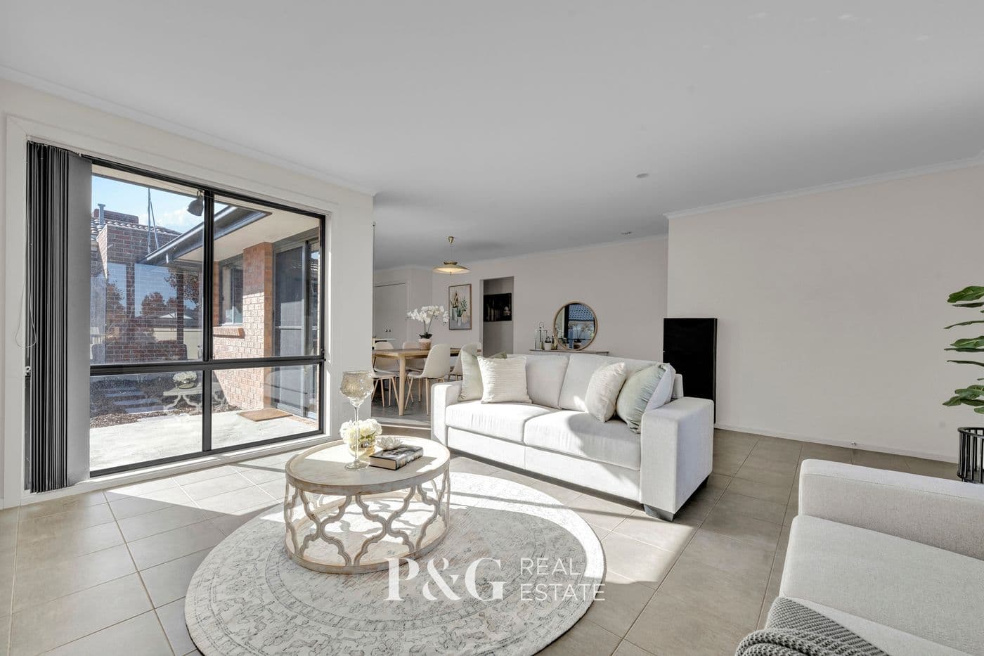 16 Oakgrove Drive, Narre Warren South - Thumbnail 5