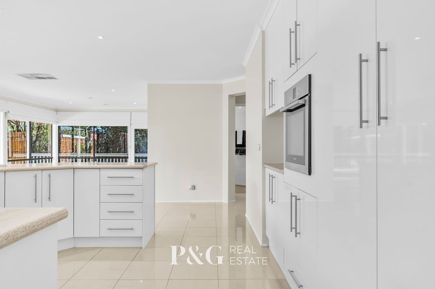 42 Galloway Drive, Narre Warren South - Thumbnail 6
