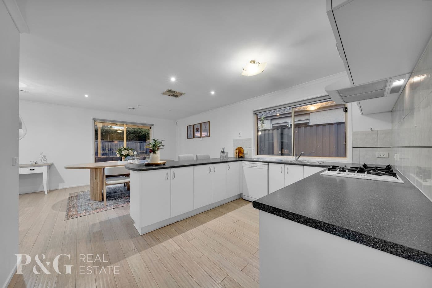 6 Edgewood Cl, Narre Warren South - Thumbnail 2