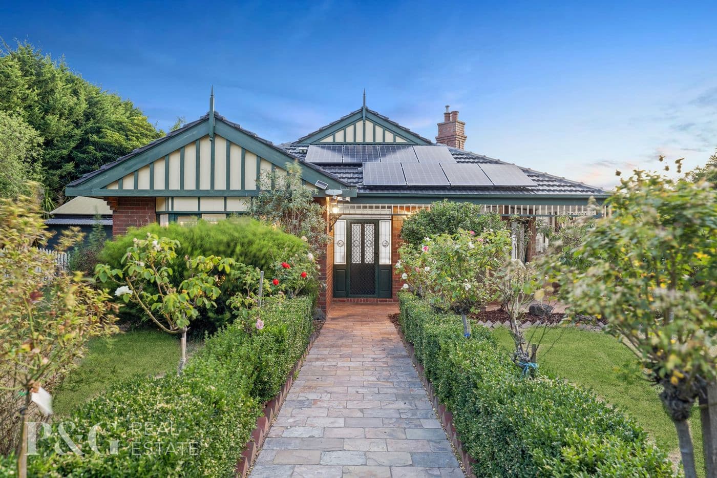 21-23 Hillsmeade Drive, Narre Warren South - Thumbnail 5