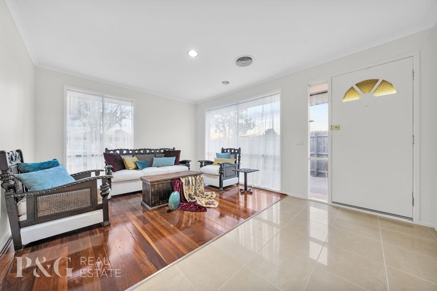 55 Strathaird Drive, Narre Warren South - Thumbnail 2
