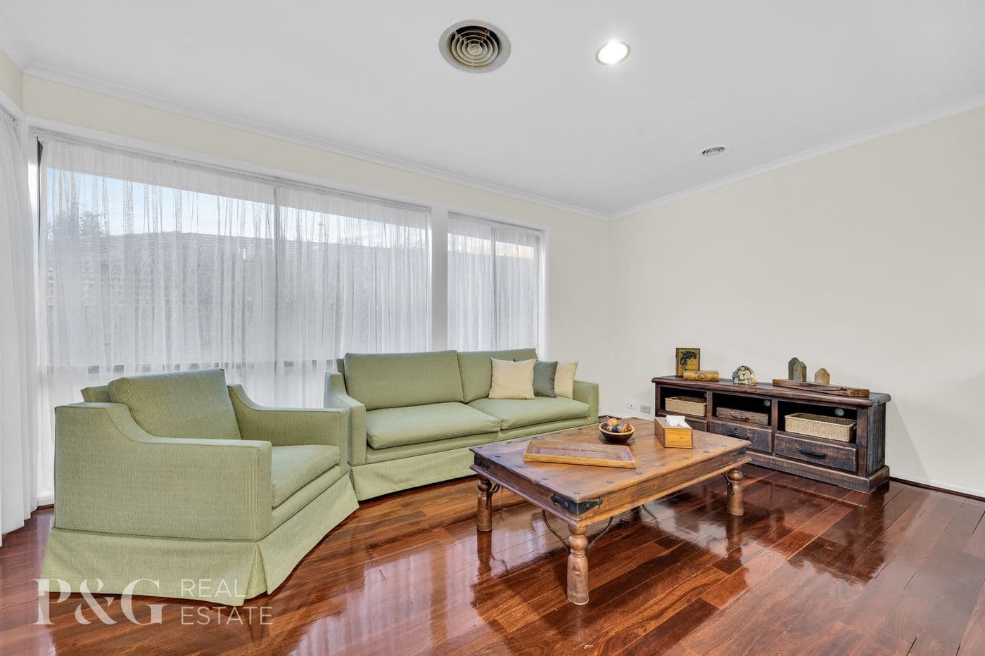 55 Strathaird Drive, Narre Warren South - Thumbnail 4