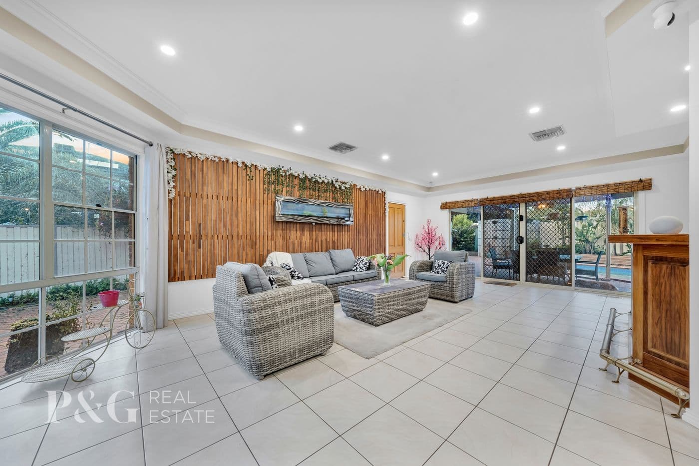 1 Hillrise Close, Narre Warren South - Thumbnail 5