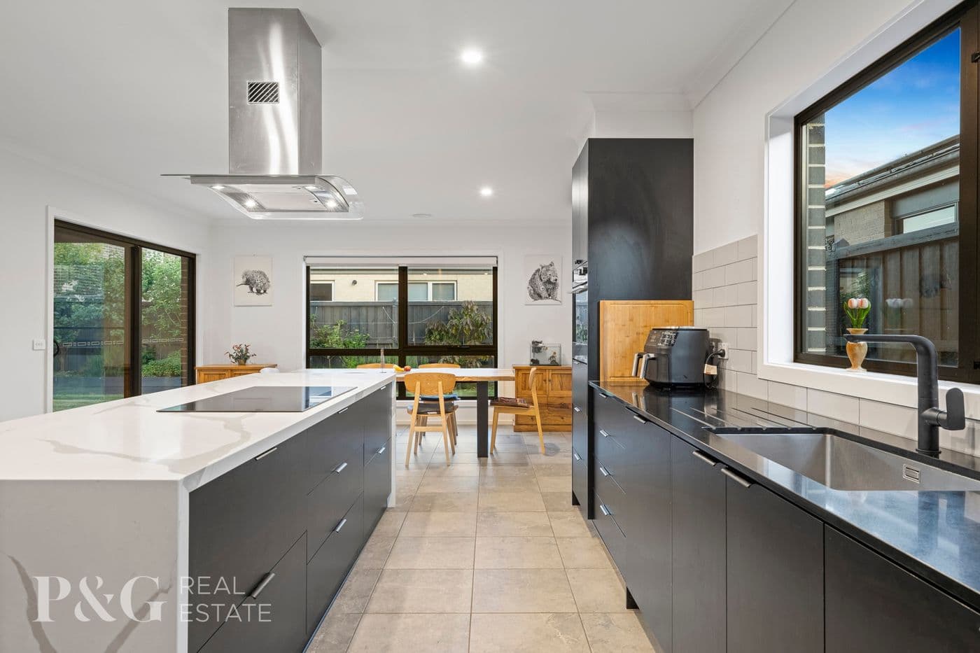 42 Isla Circuit, Narre Warren South - Thumbnail 4
