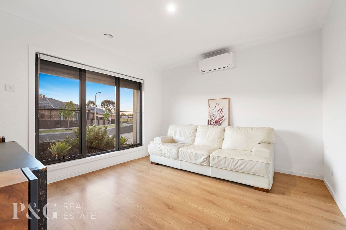 42 Isla Circuit, Narre Warren South - Thumbnail 7